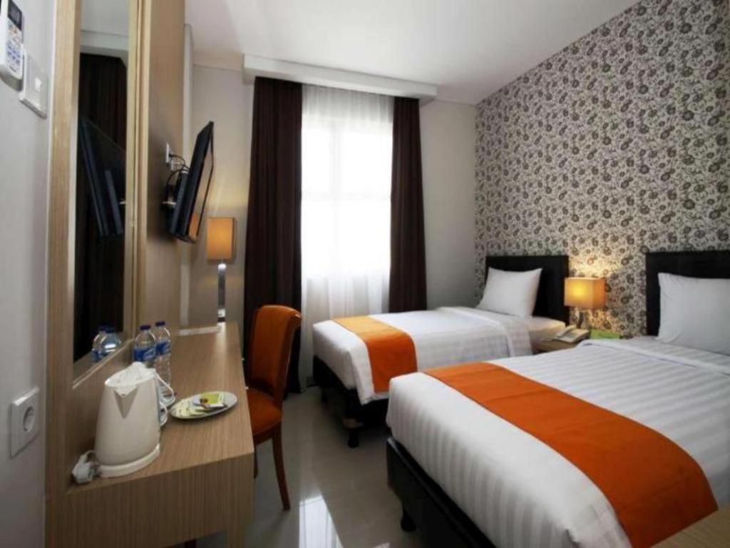 Ipb Convention Hotel Botani Square Bogor Exterior photo