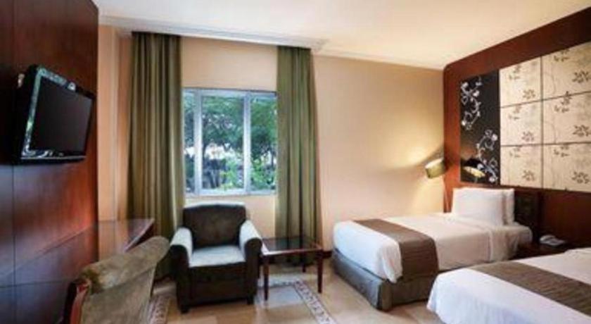 Ipb Convention Hotel Botani Square Bogor Exterior photo