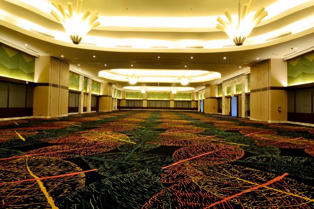Ipb Convention Hotel Botani Square Bogor Exterior photo